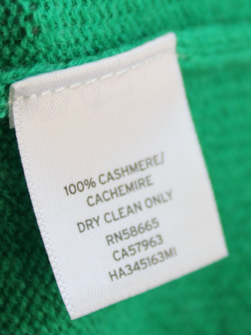 Halogen 100% Cashmere Tight-Kit V-Neck Sweater Bright Green Size Large - Picture 3 of 3